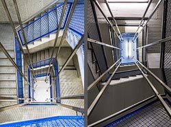 Stiegenhaus/Treppenhaus im APAG Parkhaus Rathaus in Aachen, Deutschland