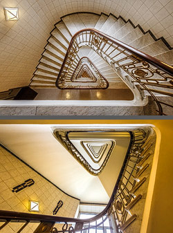 Stiegenhaus/Treppenhaus im M&ouml;nckeberg-Kontorhaus in Hamburg, Deutschland