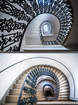 Stiegenhaus/Treppenhaus in einem Wohnhaus in Klagenfurt, Österreich