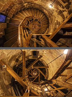 Stiegenhaus/Treppenhaus im Sinwellturm in der Kaiserburg Nürnberg, Deutschland