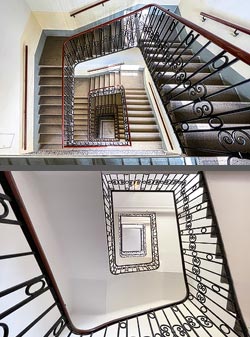 Stiegenhaus/Treppenhaus in einem Wohnhaus in Wien, &Ouml;sterreich