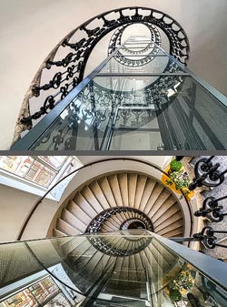 Stiegenhaus/Treppenhaus in einem Wohnhaus in Wien, &Ouml;sterreich