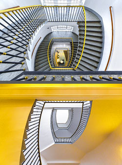 Stiegenhaus/Treppenhaus im Akademietheater in Wien, &Ouml;sterreich