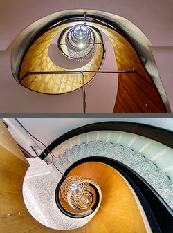 Stiegenhaus/Treppenhaus in einem Wohnhaus in Zürich, Schweiz